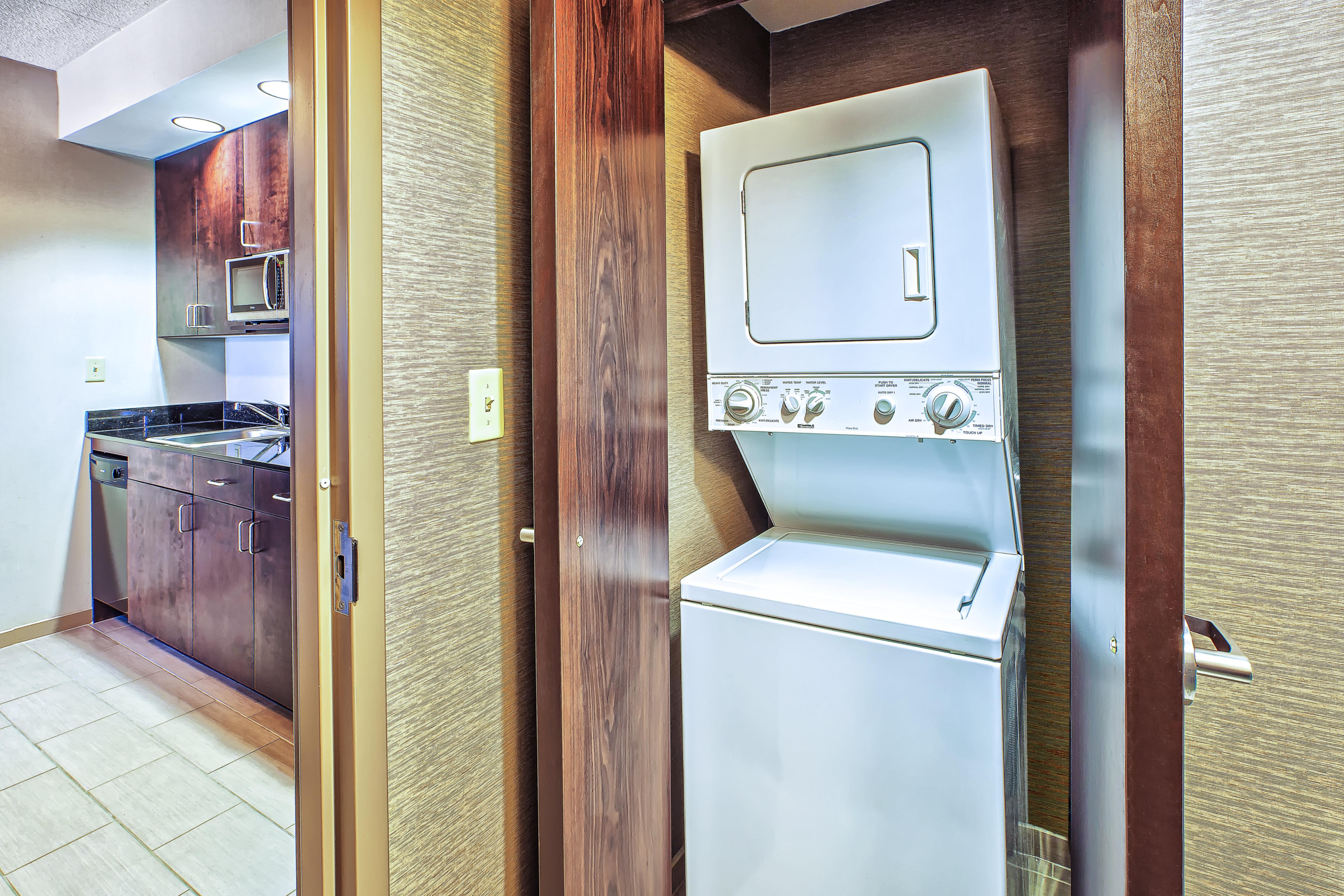 Holiday Inn Express & Suites Dayton South - I-675 By Ihg Shanersville Bagian luar foto
