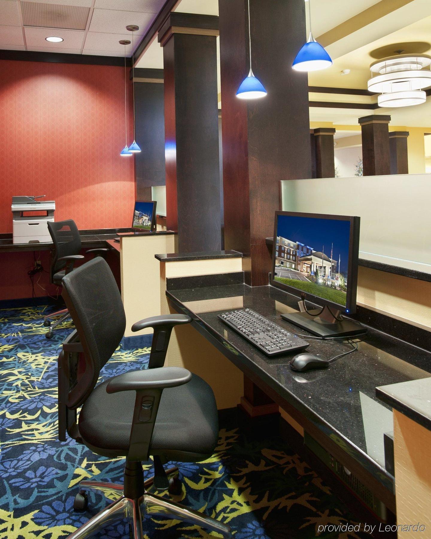Holiday Inn Express & Suites Dayton South - I-675 By Ihg Shanersville Fasilitas foto