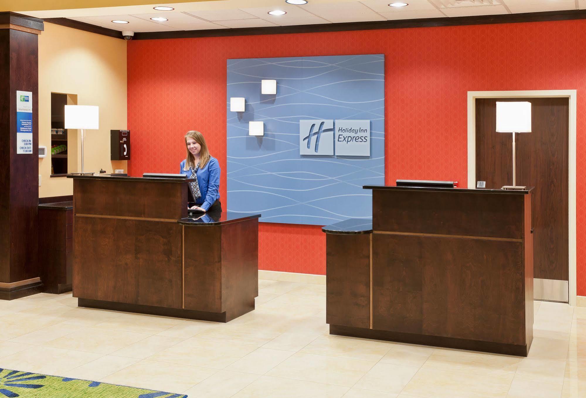Holiday Inn Express & Suites Dayton South - I-675 By Ihg Shanersville Bagian luar foto
